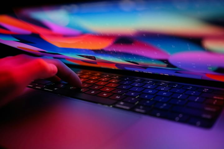 Strategi Dark Marketing: Cara Pintar Atau Manipulasi di Dunia E-commerce?